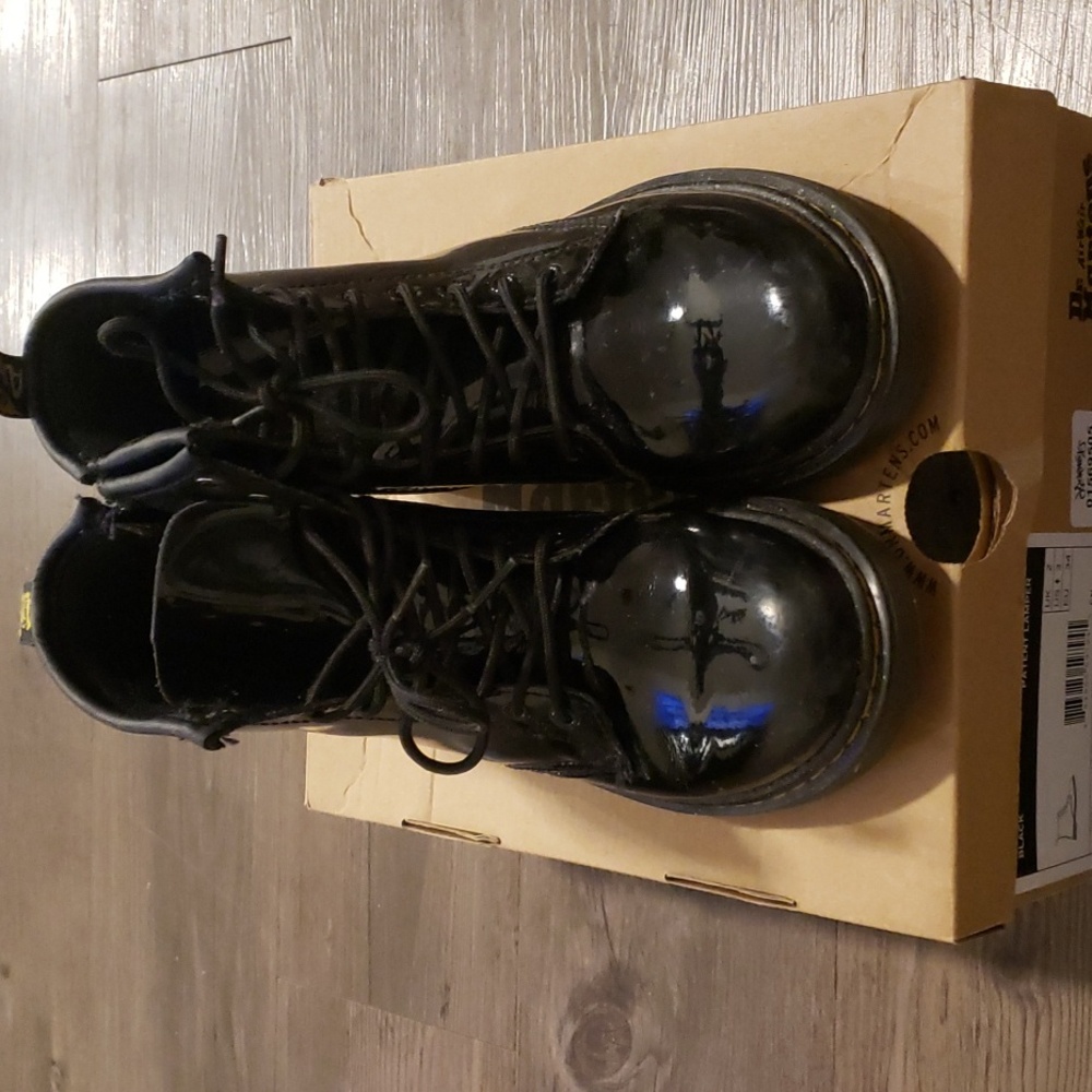 Doc Martens Black Pantent Book Girl's Size 3